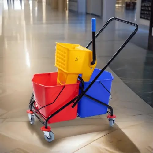 <p>عربة تنظيف مزدوجة مع عصارة 2*25 لتر</p>